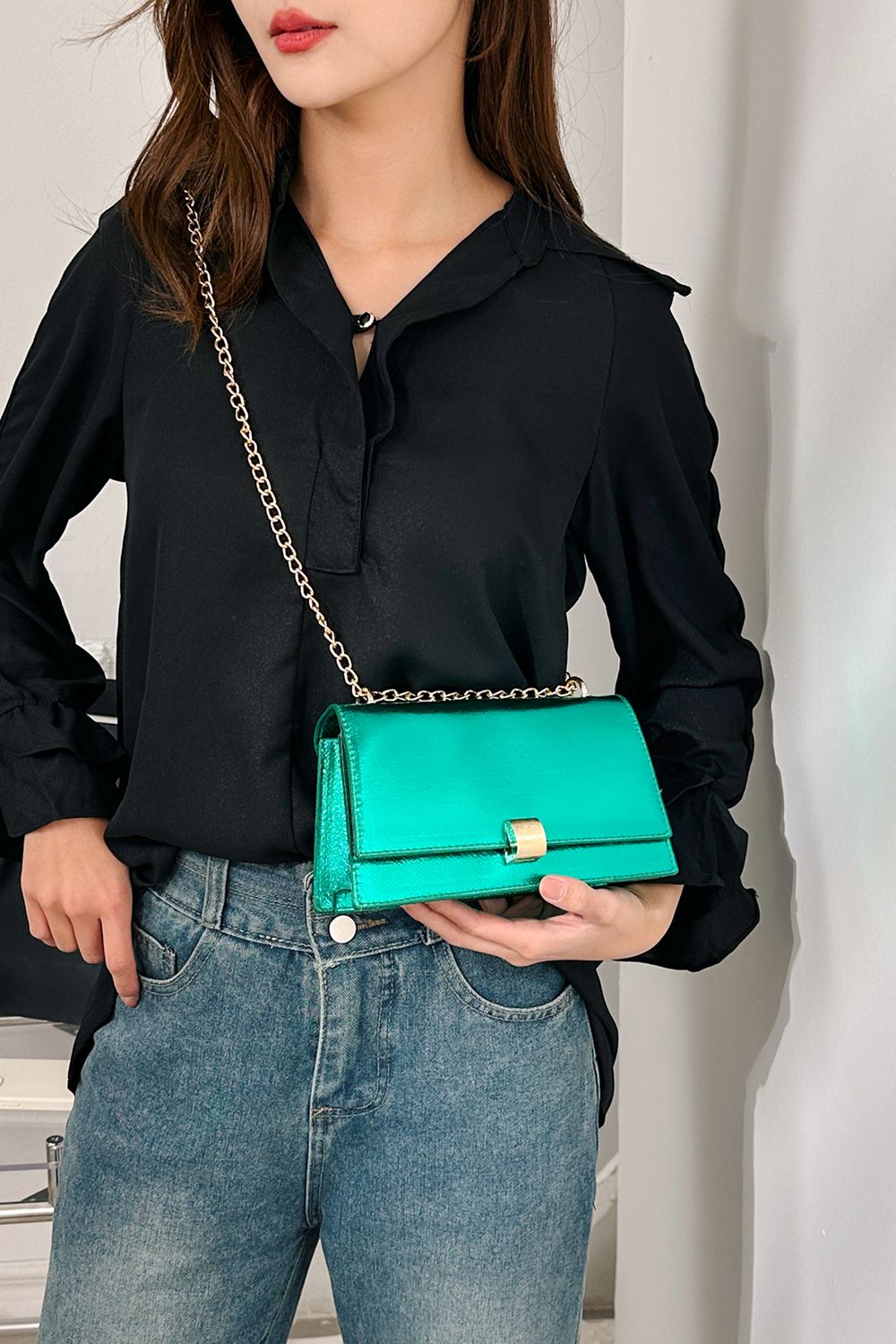 Pretty Gowrl Crossbody