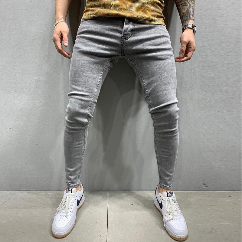 Chico Slim Fit