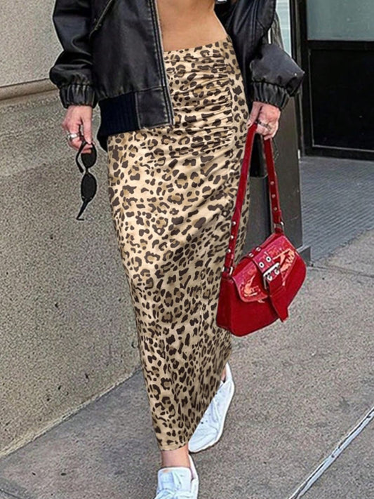 90's Leopard Midi Skirt